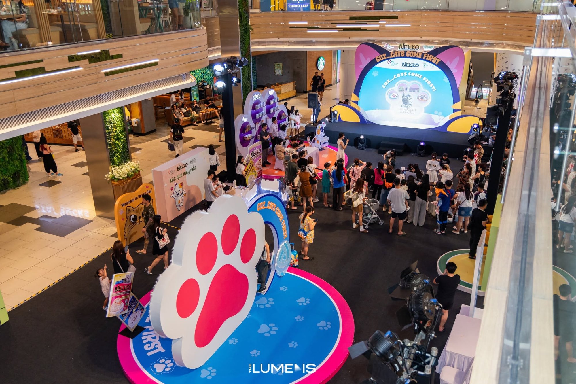 NEKKO — image 1 of 8